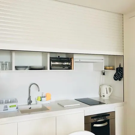 Atlantic View - Quiet, Peaceful And Windless With Fantastic Ocean View Apartment